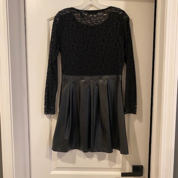 Kersh Lace/Faux Leather Dress - Picture 2 of 4